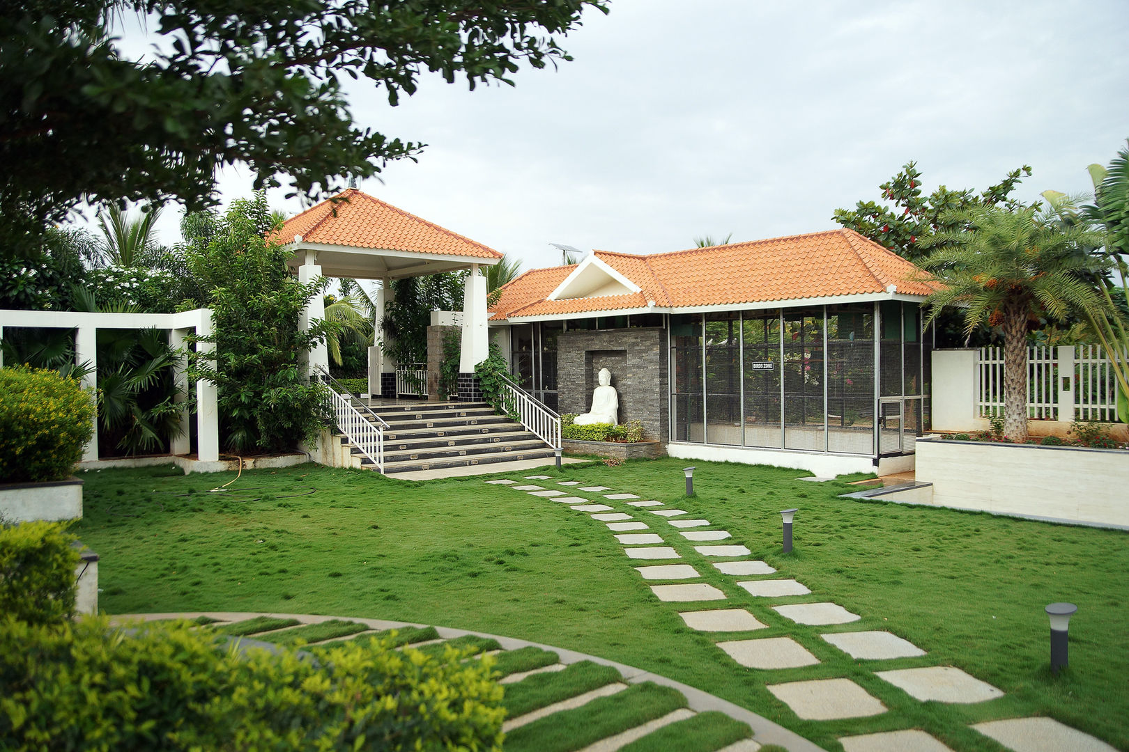 Dhanturi Farm House, iammies Landscapes iammies Landscapes Jardines mediterráneos
