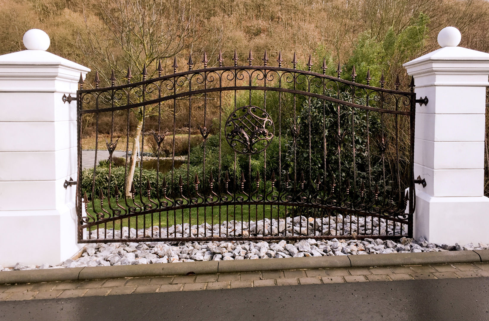 Realizacja ogrodzenia 23, Armet Armet Classic style gardens Iron/Steel Fencing & walls