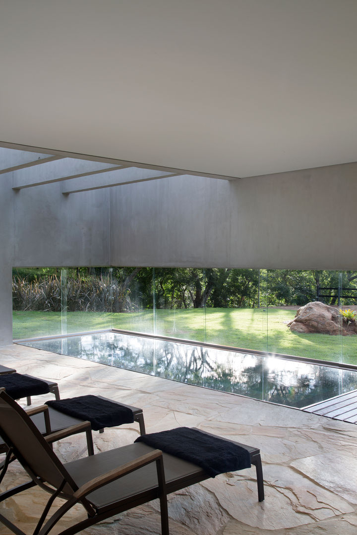 Fazenda Nascente, Gisele Taranto Arquitetura Gisele Taranto Arquitetura Spa de estilo rural