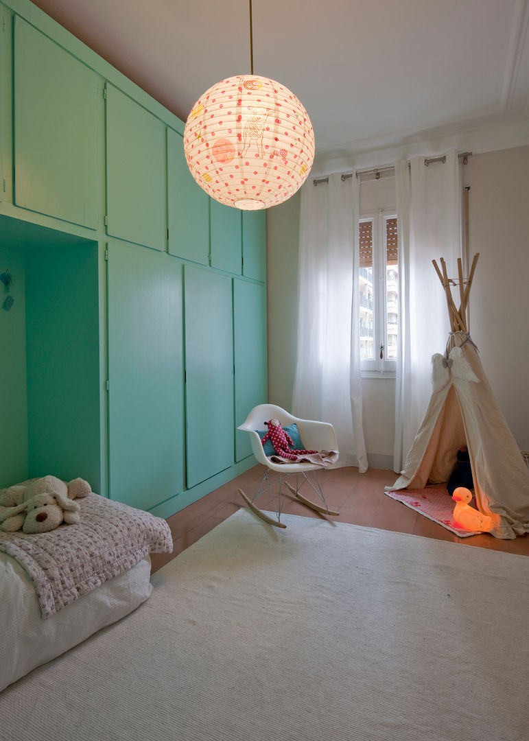 Bonanova THE ROOM & CO interiorismo Habitaciones para niños de estilo clásico