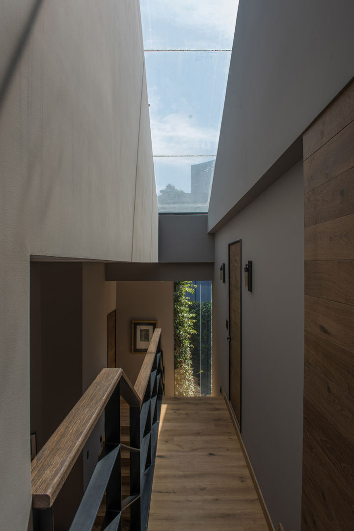 Casa AR ARCO Arquitectura Contemporánea Pasillos, vestíbulos y escaleras modernos