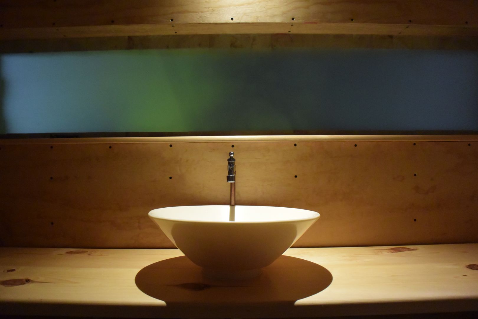 Lavamanos de baño de visita Baam Arquitectura Baños de estilo ecléctico Lavamanos