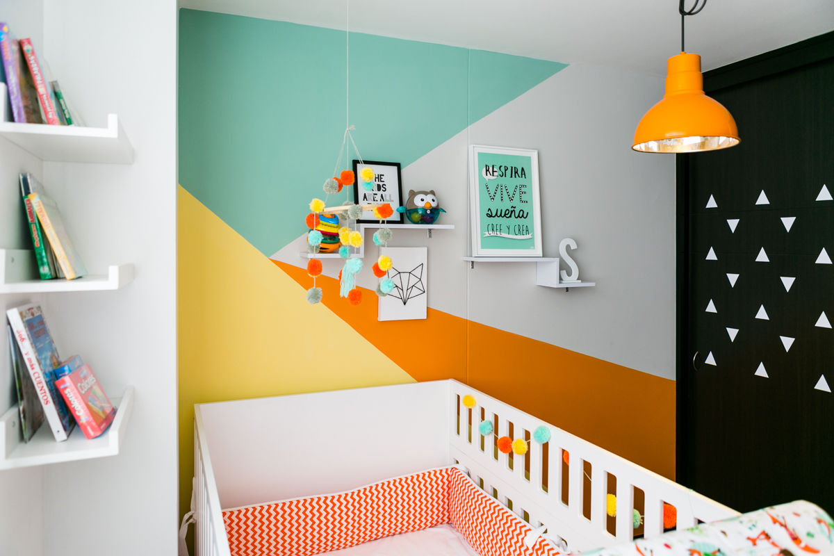 Cuarto de Simón, Little One Little One Tropical style nursery/kid's room
