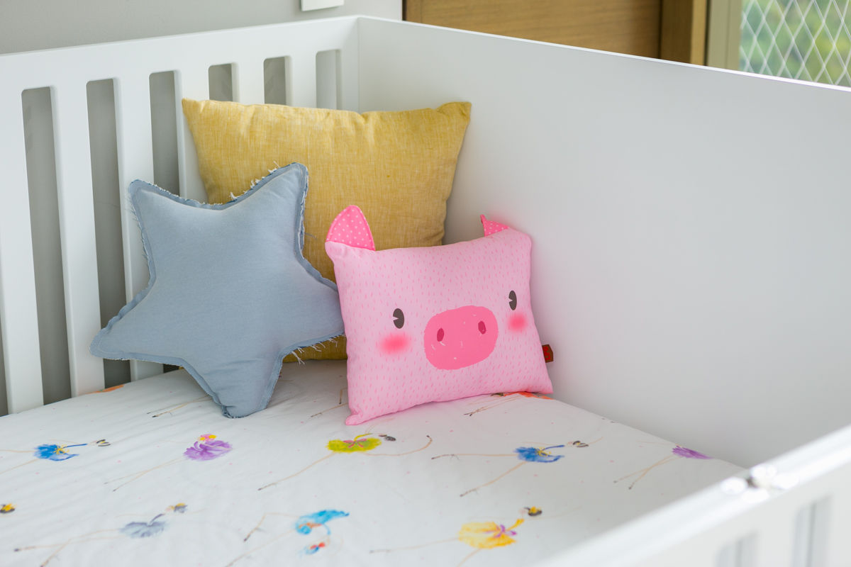 Cuarto de Hanna, Little One Little One Dormitorios infantiles de estilo escandinavo