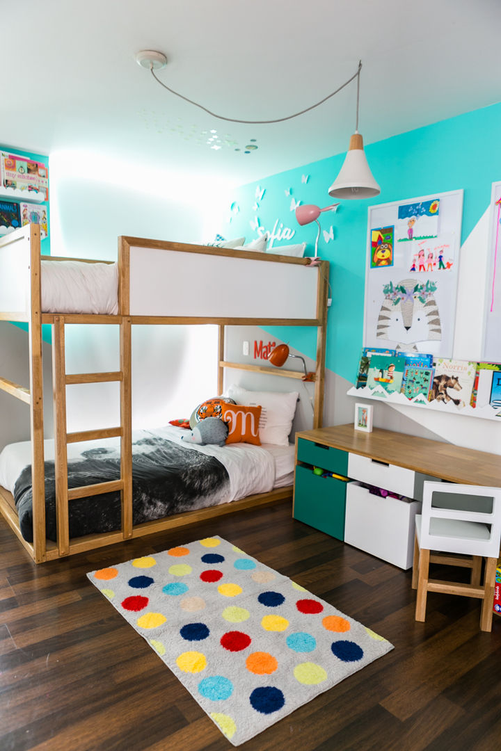 Cuarto de Sofia y Matias, Little One Little One Habitaciones para niños de estilo moderno