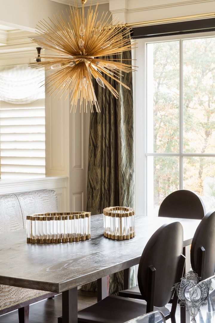 Dash of Gold, Kellie Burke Interiors Kellie Burke Interiors مطبخ