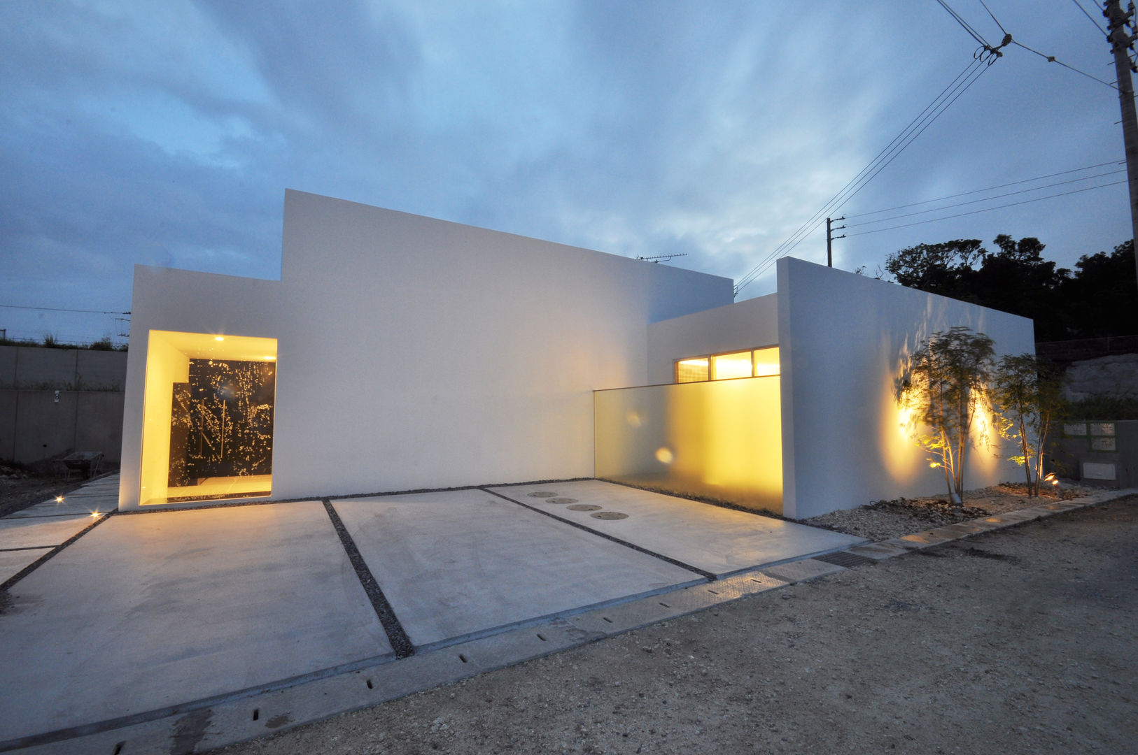 FNKS-HOUSE, 門一級建築士事務所 門一級建築士事務所 Casas modernas: Ideas, imágenes y decoración