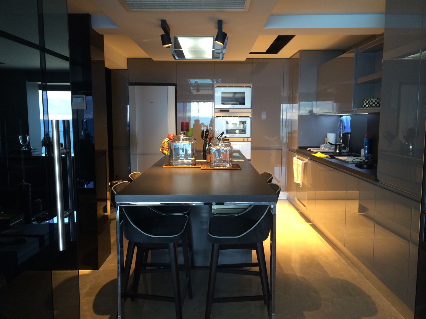 homify Modern Kitchen