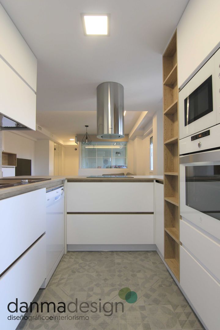 Apartamento Nórdico, Danma Design Danma Design ห้องครัว