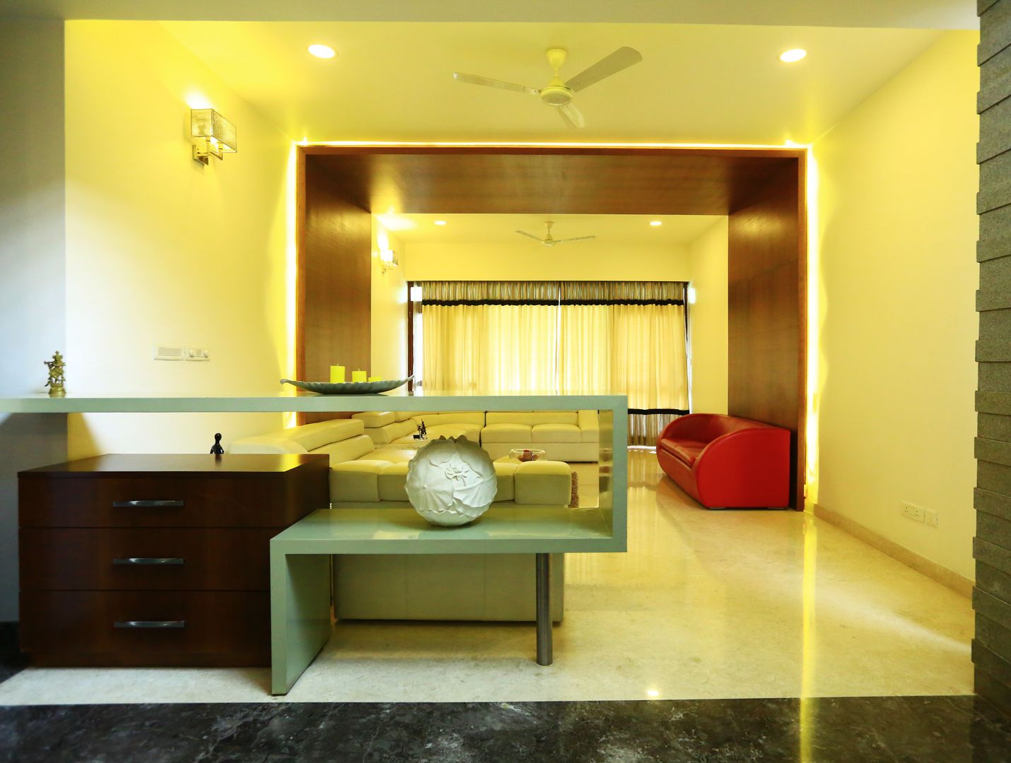 Residence at Sarjapur Road, Space Trend Space Trend Salas de estar modernas