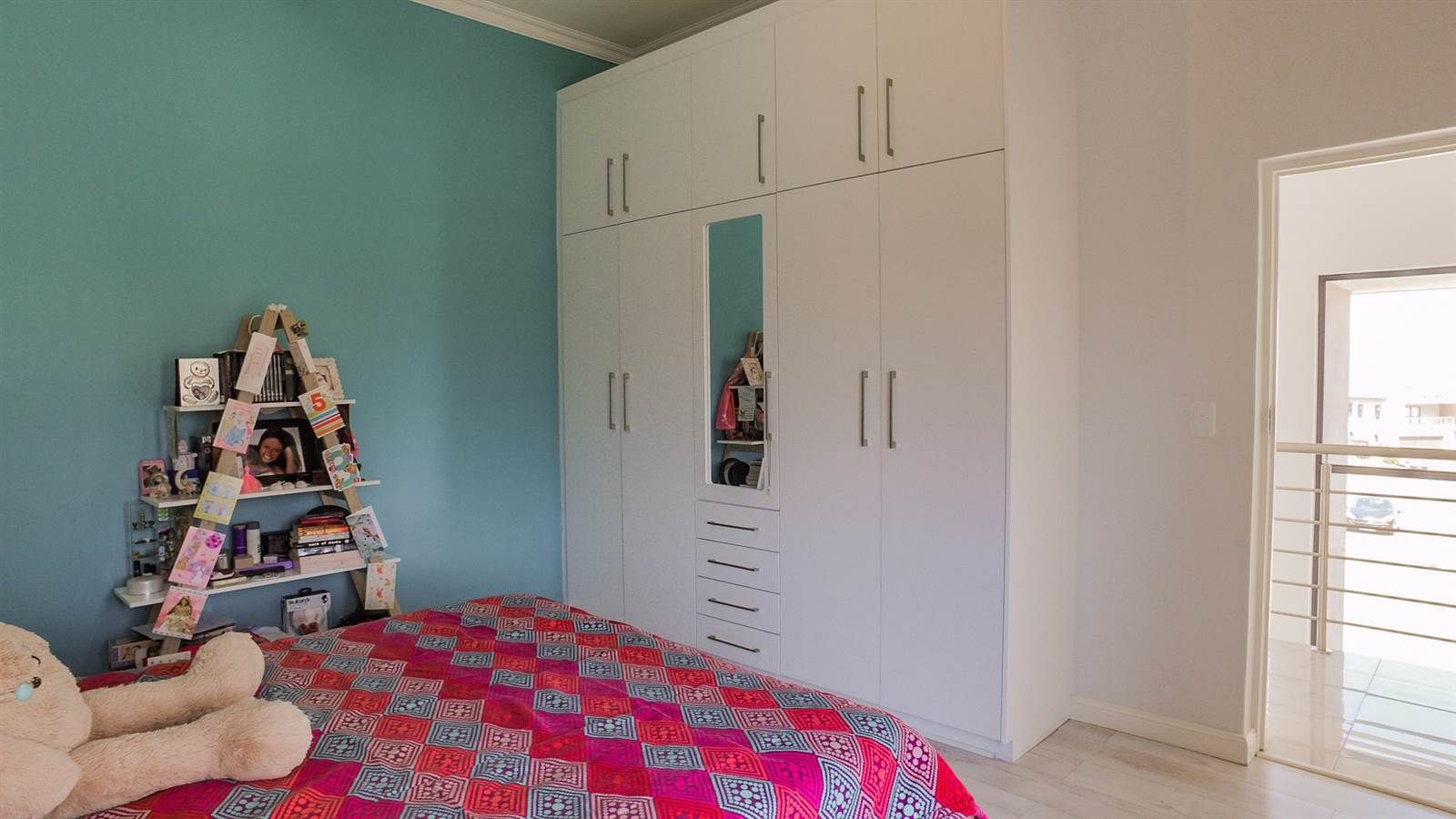 homify Moderne slaapkamers