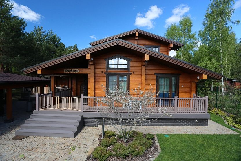 Дом GOOD WOOD в Завидове из клееного бруса, GOOD WOOD GOOD WOOD Casas de estilo clásico