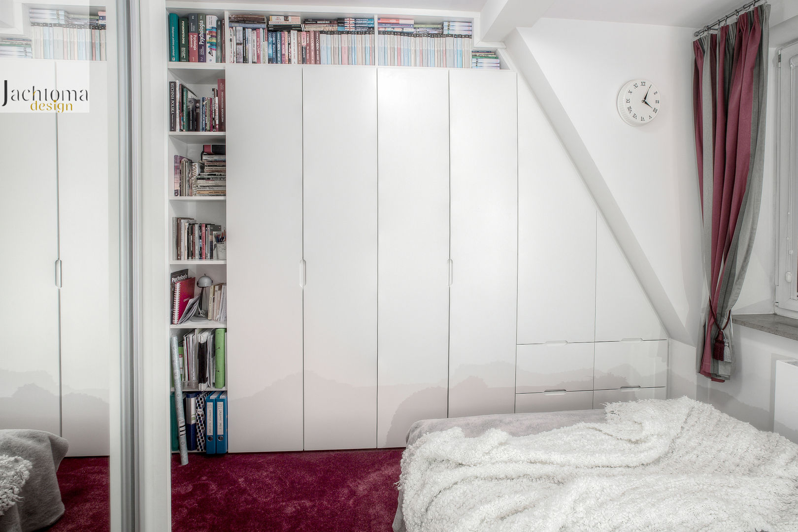 Mieszkanie na poddaszu, Jachtoma design Jachtoma design Chambre scandinave