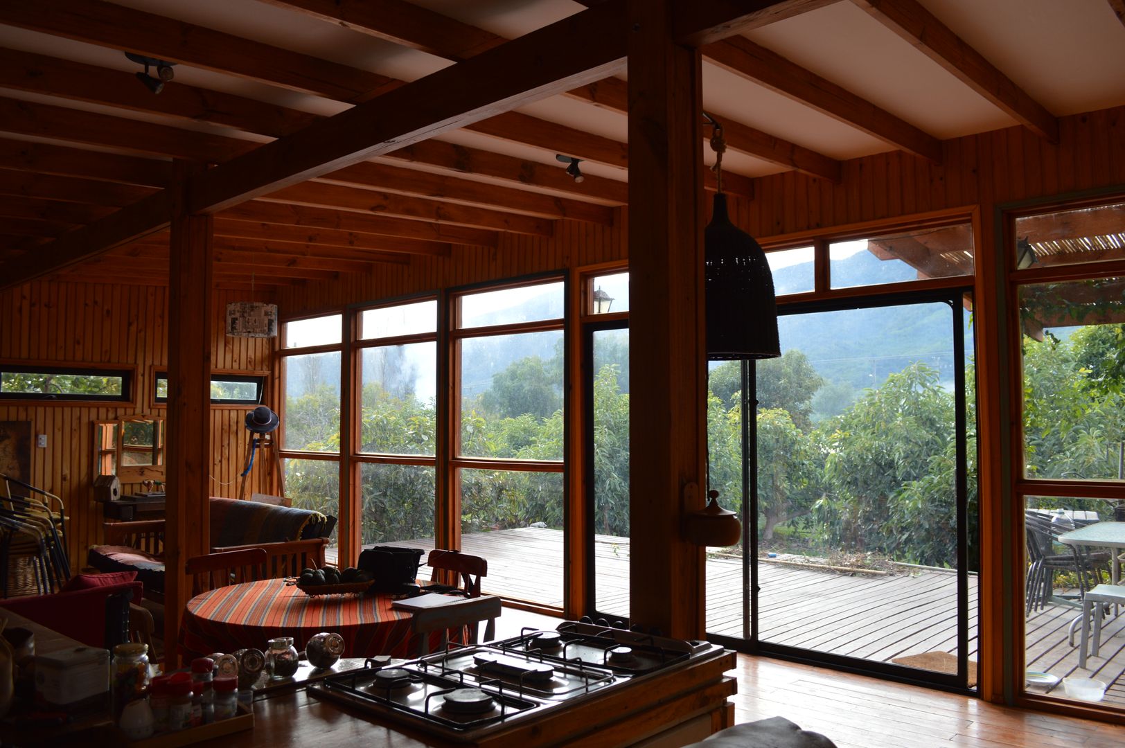 Casa Ecológica en Olmué, Nido Arquitectos Nido Arquitectos Rustic style living room