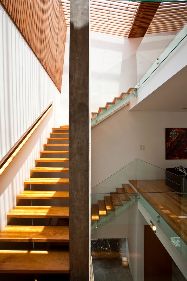 M11 House, a21studĩo a21studĩo Modern Corridor, Hallway and Staircase
