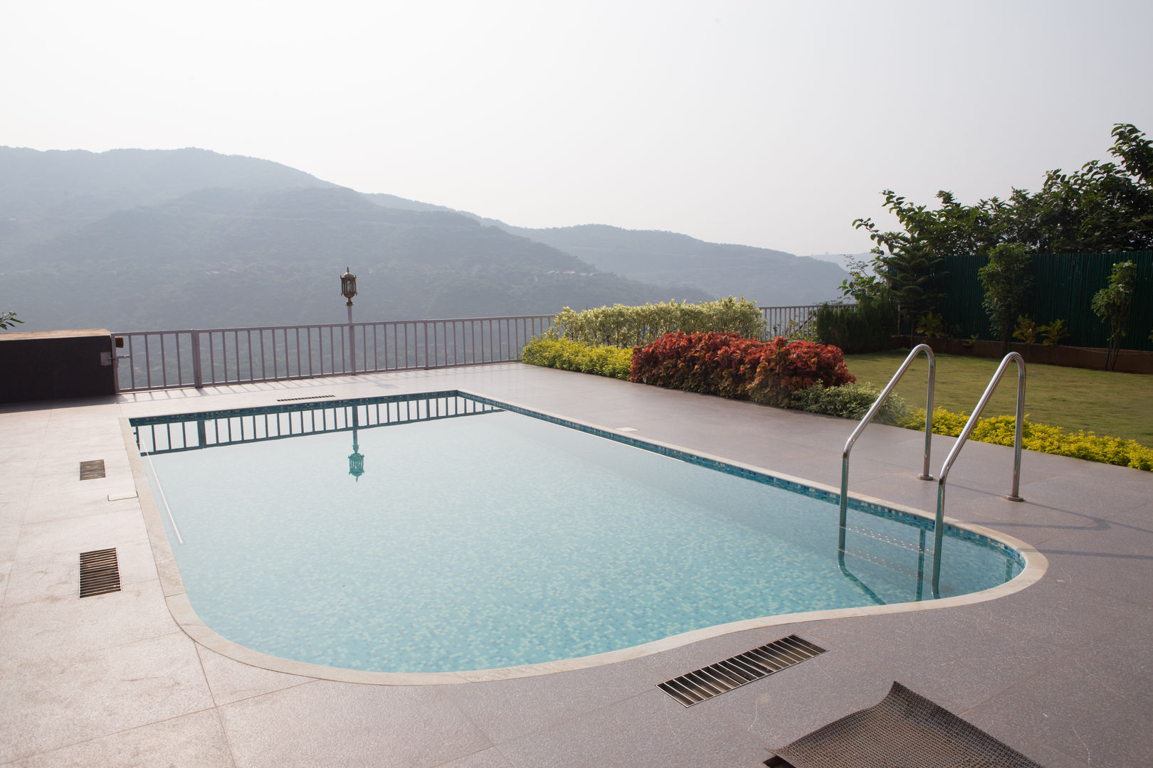 Bungalow- Lavasa, Aesthetica Aesthetica Garden Pool