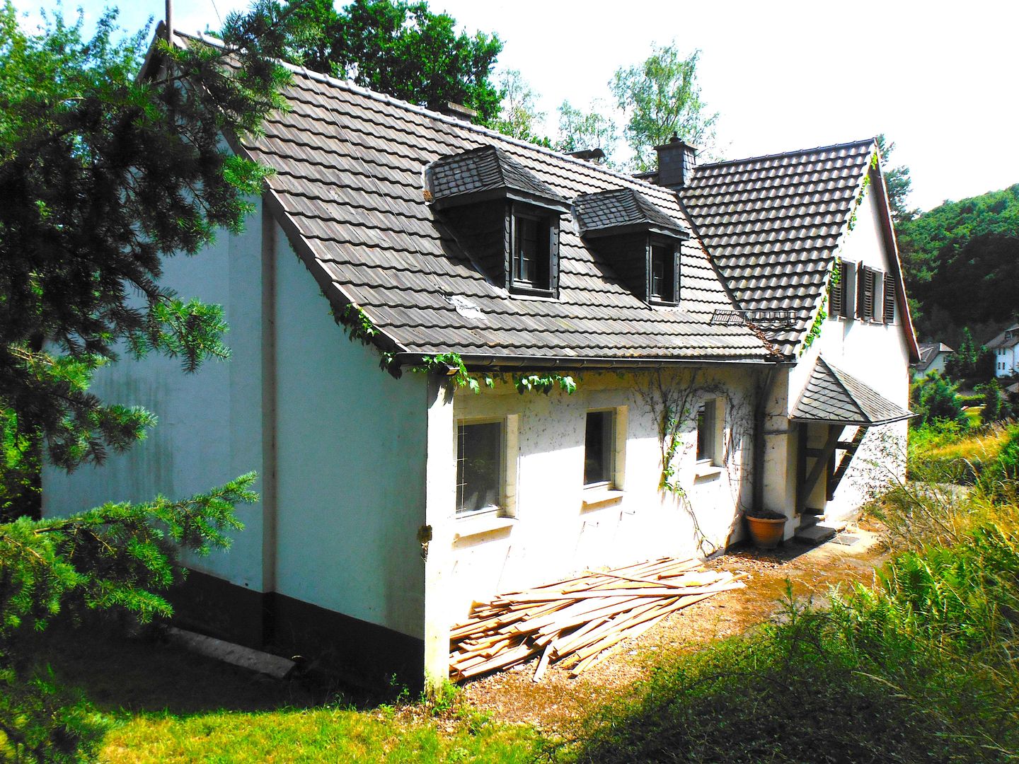 Landhaus mit Weitblick Bj. 1950, Umbau und energetische Sanierung zum KfW-Effizienzhaus, Projekt in Arbeit, pickartzarchitektur pickartzarchitektur Kırsal Evler Taş