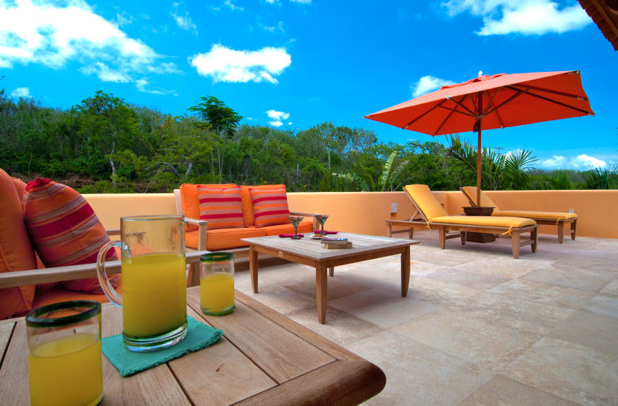 fotografía de Arquitectura en Punta Mita, foto de arquitectura foto de arquitectura Tropical style balcony, porch & terrace Reinforced concrete