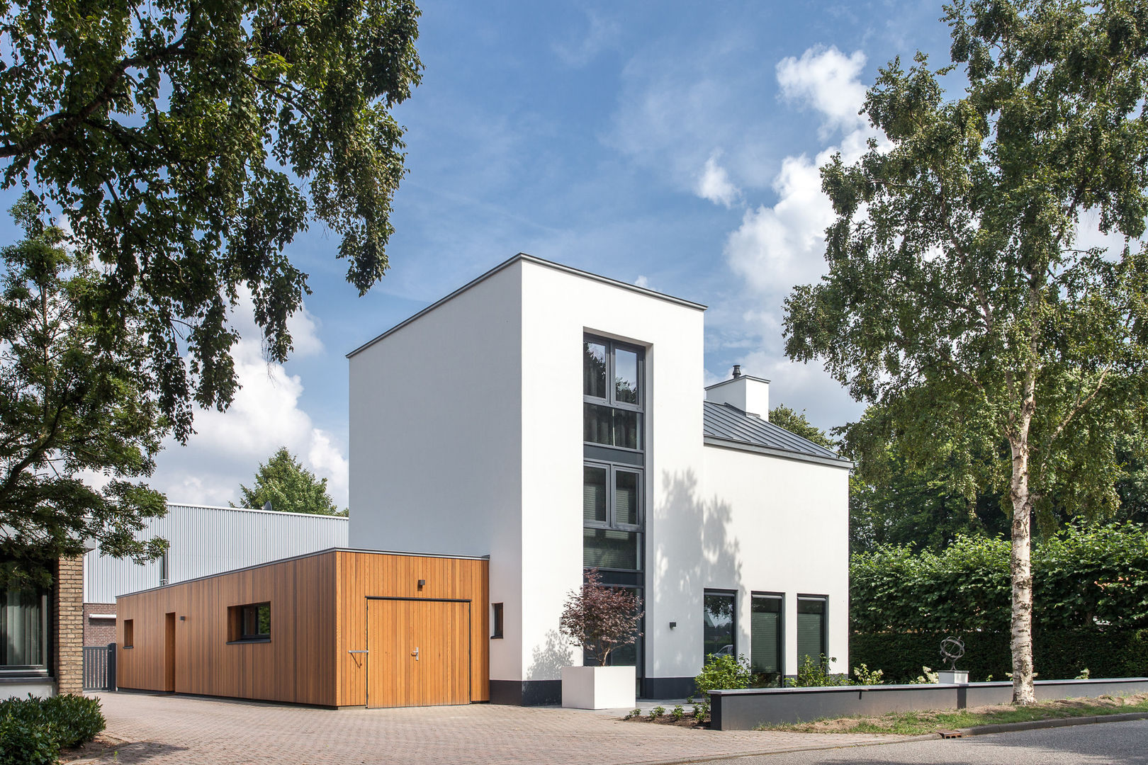 Voor: Jaren 70 Huis, Na: Moderne Villa - Getuig van een Ongelofelijke Verandering, Bob Romijnders Architectuur + Interieur Bob Romijnders Architectuur + Interieur