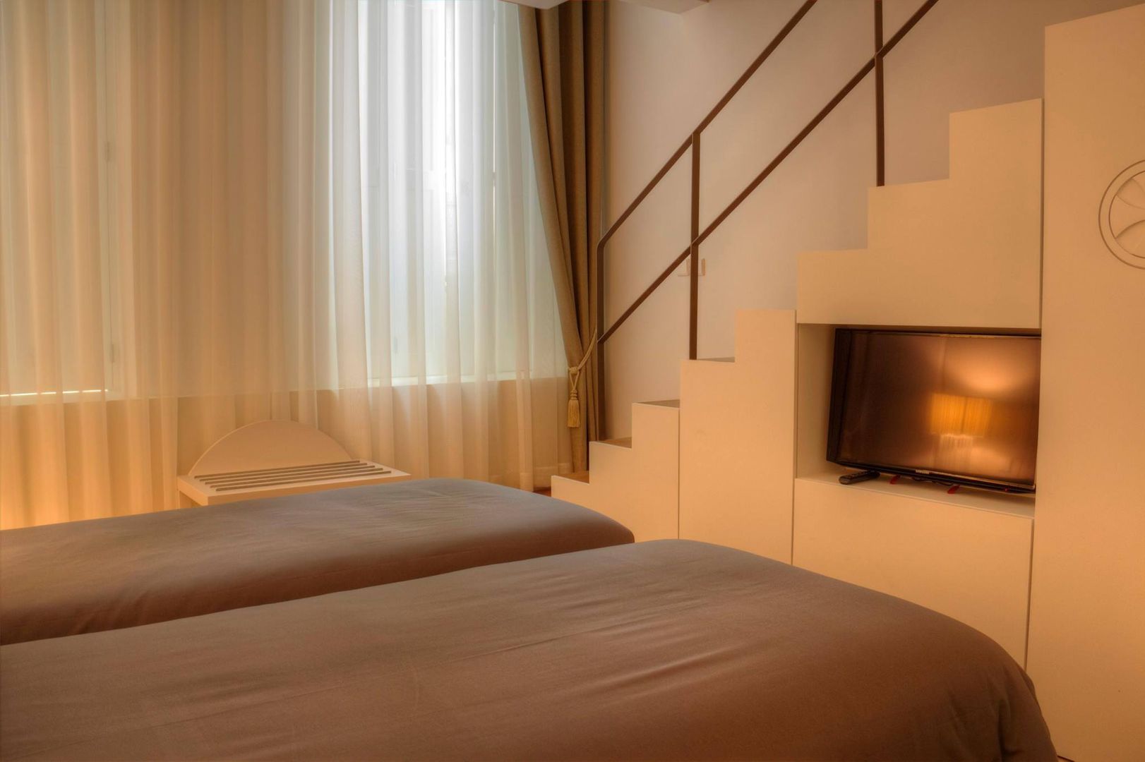 Hotel 4 estrelas, Braga, MIA arquitetos MIA arquitetos Commercial spaces لکڑی Wood effect Hotels