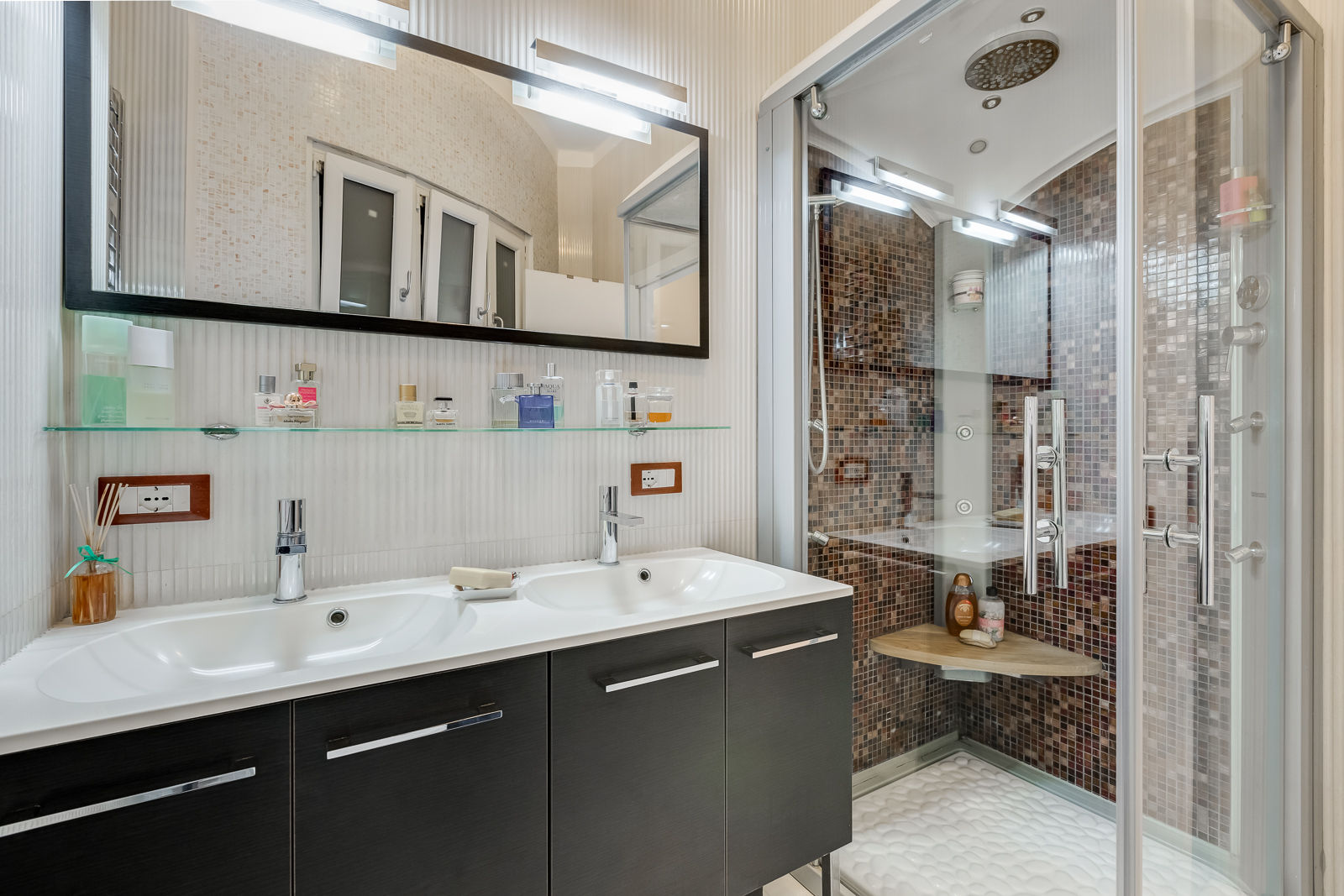 Ristrutturazione Quartiere Trieste-Parioli, MakeUp your Home MakeUp your Home Modern bathroom
