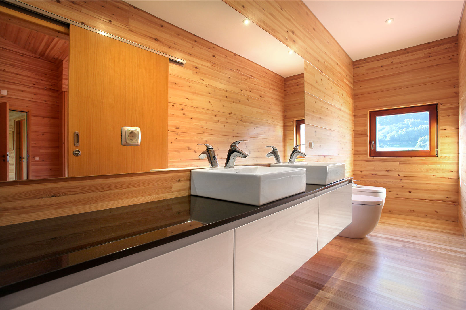 RUSTICASA | Casa unifamiliar | Sintra, RUSTICASA RUSTICASA حمام خشب Wood effect