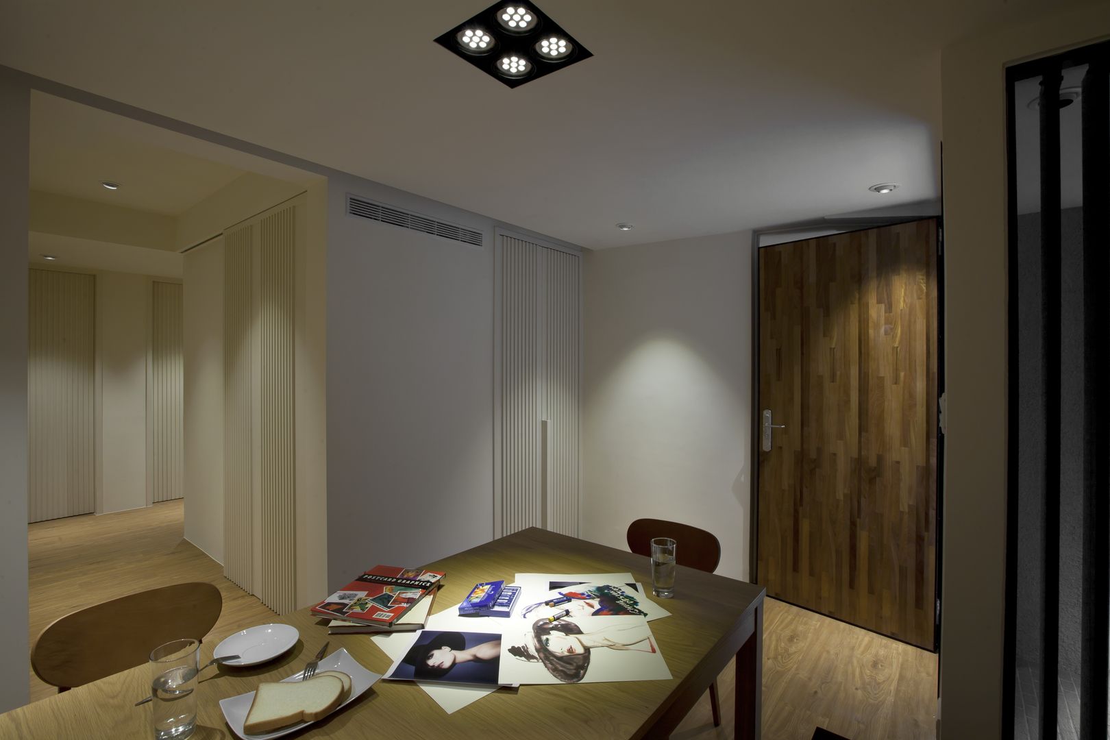 晉江街住宅, 齊禾設計有限公司 齊禾設計有限公司 Minimalist dining room Wood Wood effect