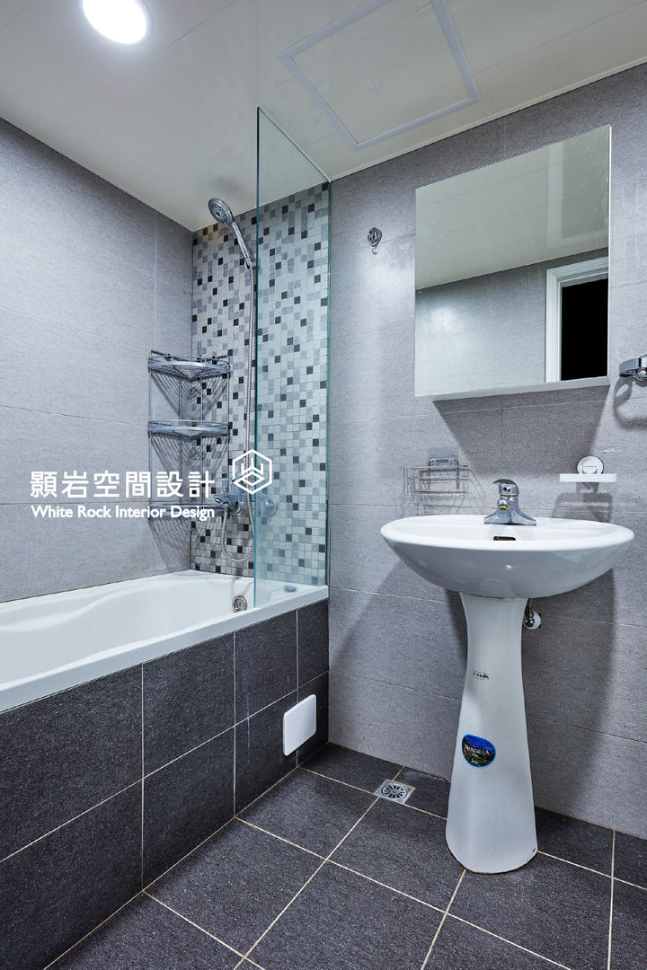 新北市 林口區 陳公館, 顥岩空間設計 顥岩空間設計 Minimalist style bathroom