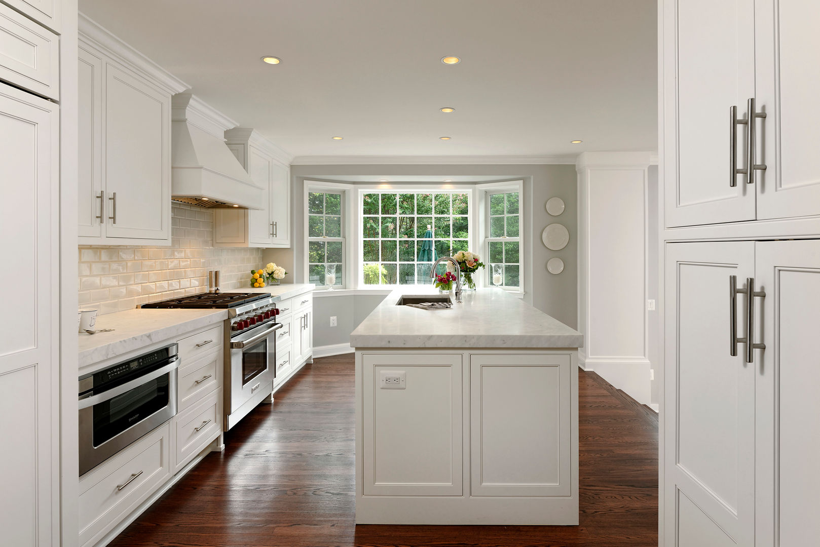 Whole House Design Build Renovation in Bethesda, MD, BOWA - Design Build Experts BOWA - Design Build Experts Dapur Klasik