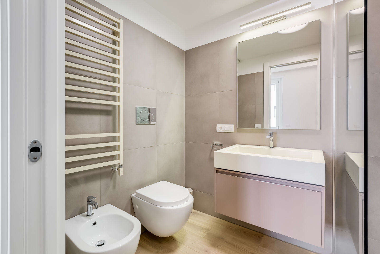 Merulana | minimal design, EF_Archidesign EF_Archidesign Casas de banho modernas