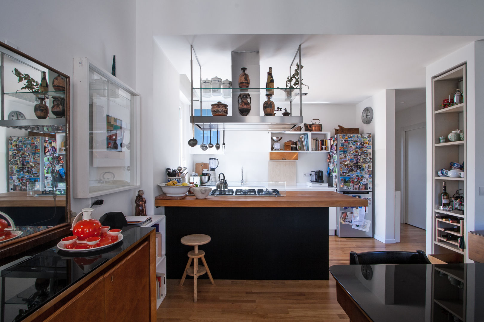 3VM_Ristrutturazione di una casa-atelier d’artista a Como, Chantal Forzatti architetto Chantal Forzatti architetto Cocinas eclécticas