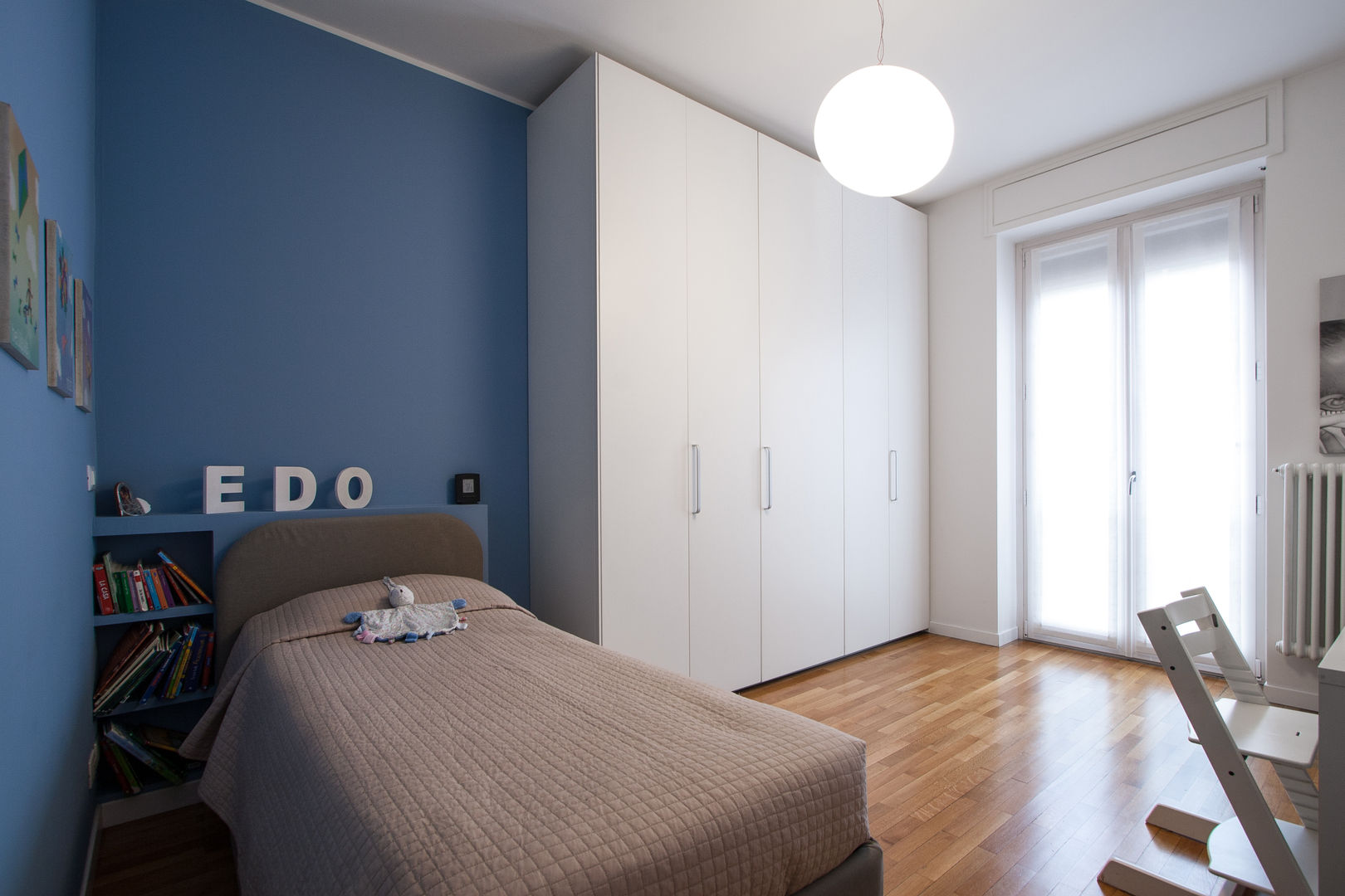 37VM_Ristrutturazione di un appartamento a Como, Chantal Forzatti architetto Chantal Forzatti architetto Baby room