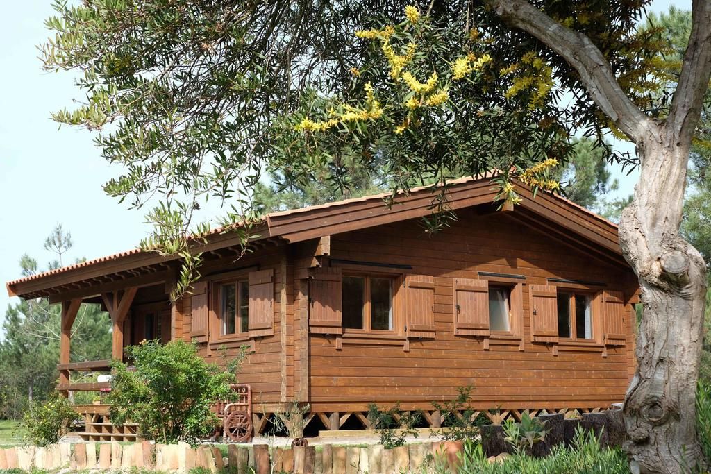 RUSTICASA | Pine Cottage | Zambujeira do Mar, RUSTICASA RUSTICASA บ้านไม้ ไม้จริง Multicolored