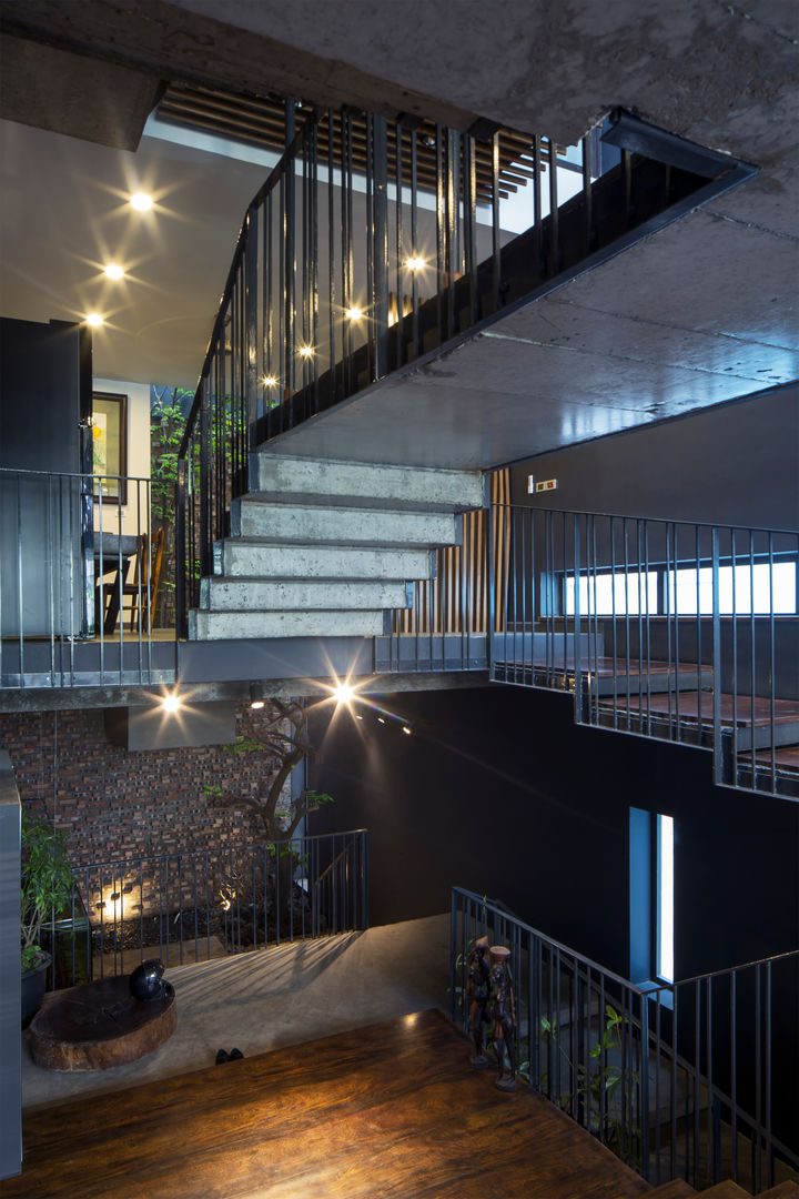 STH - Stairhouse, deline architecture consultancy & construction deline architecture consultancy & construction Pasillos, vestíbulos y escaleras modernos
