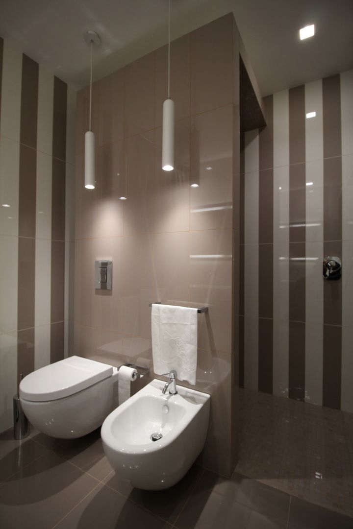 Appartamento a Termini Imerese PA, Giuseppe Rappa & Angelo M. Castiglione Giuseppe Rappa & Angelo M. Castiglione Modern style bathrooms