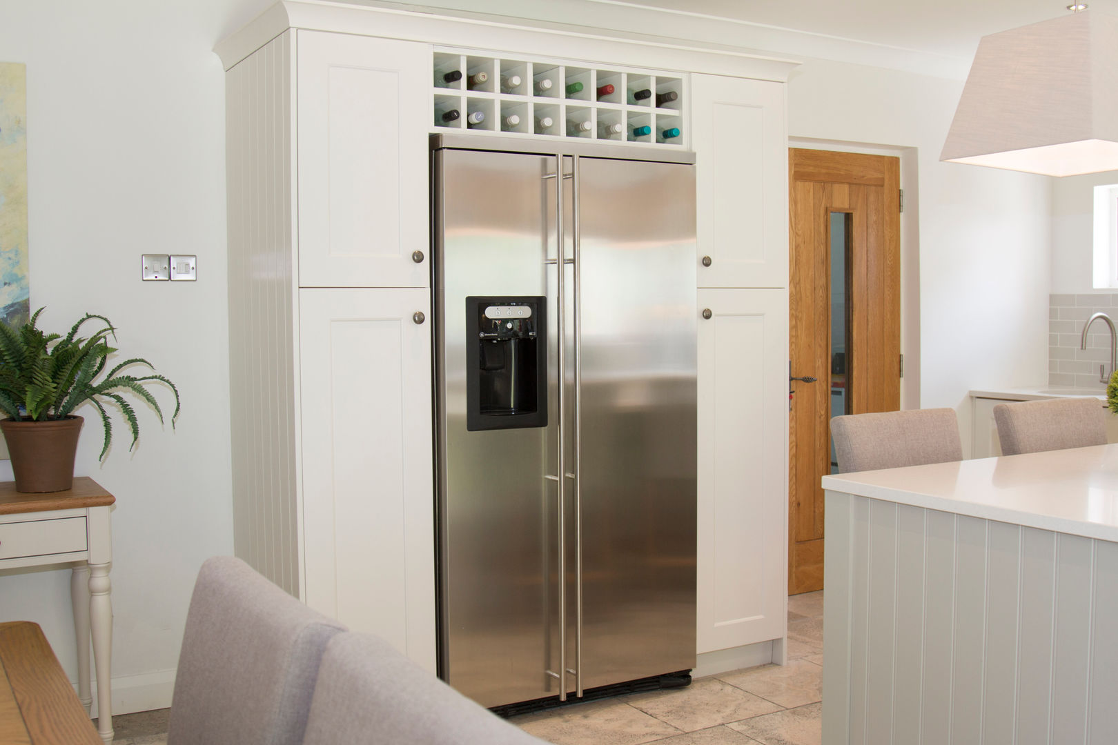 Integrated American Fridge Fridge Freezer homify Built-in kitchens Wood Wood effect fridge,larder,painted kitchen,classic kitchen