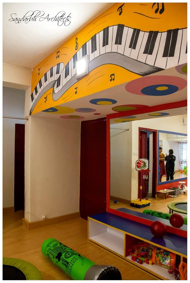 Wacky house, Sandarbh Design Studio Sandarbh Design Studio Commercial spaces Schools