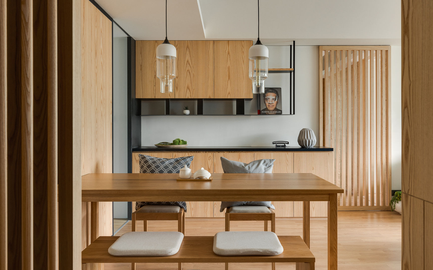 餐廳空間 御見設計企業有限公司 Minimalist dining room Solid Wood Multicolored