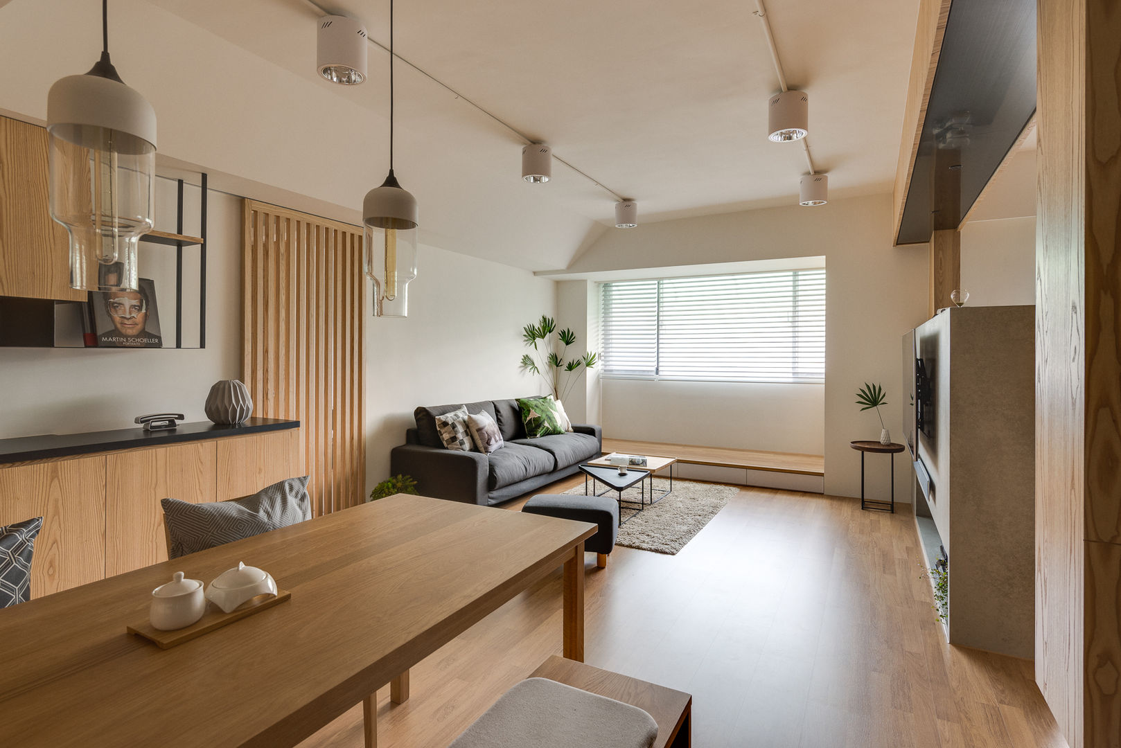 客廳及餐廳 御見設計企業有限公司 Minimalist living room Wood Wood effect
