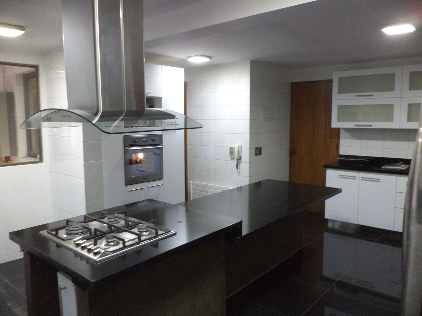 COCINA CESPEDES homify Cocinas equipadas Granito