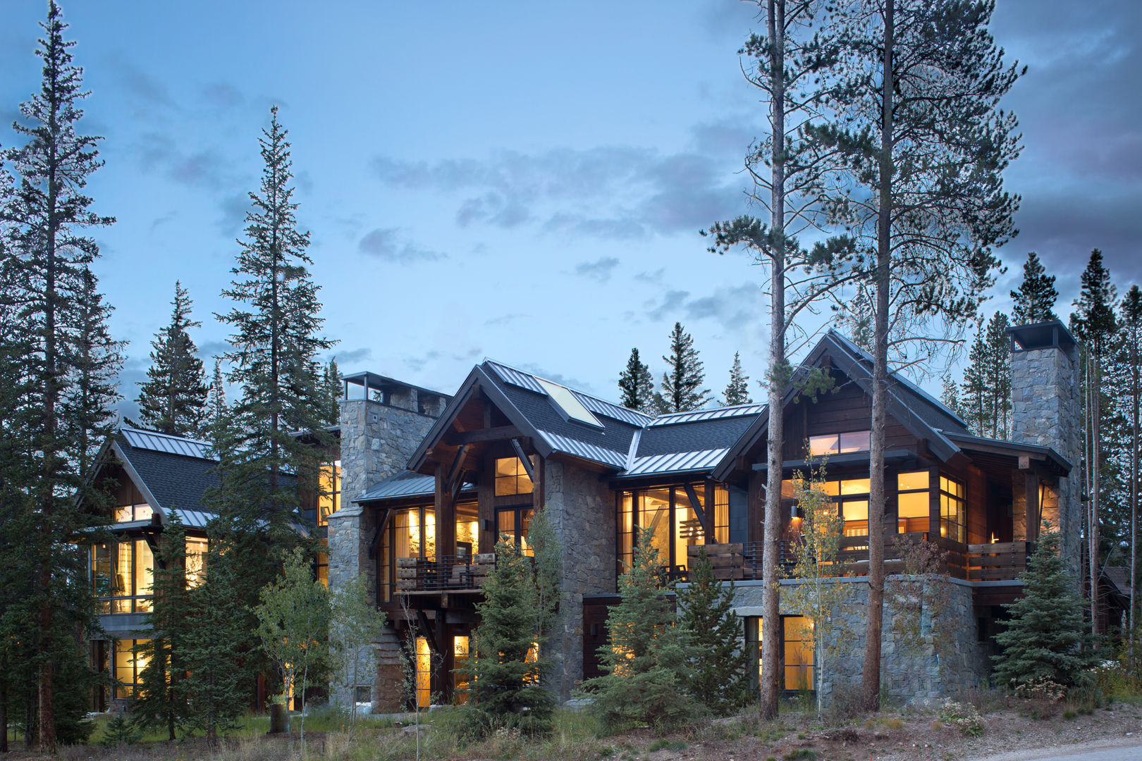 Contemporary Mountain Chalet, Andrea Schumacher Interiors Andrea Schumacher Interiors Дома в стиле модерн