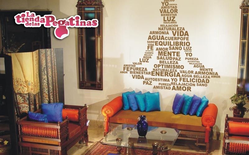 Buda de letras La Tienda de las Pegatinas.SL Paredes y pisos eclécticos Decoración de paredes