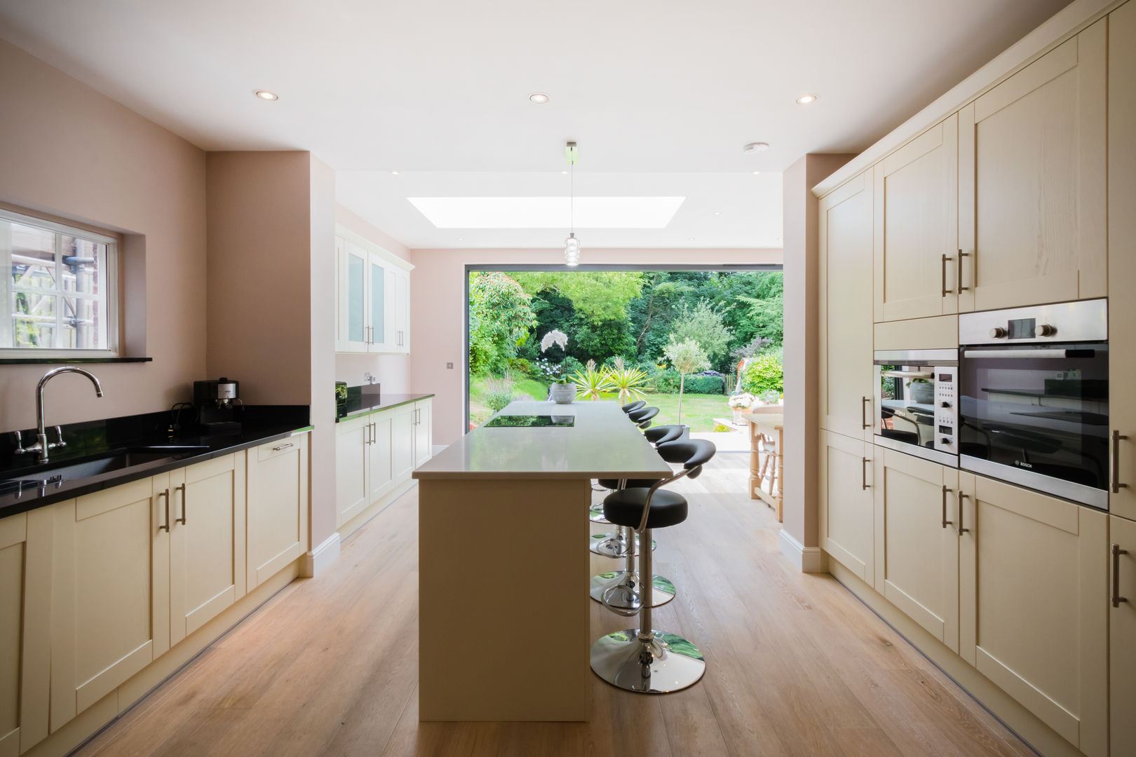 Extension, Wimbledon SW19, TOTUS TOTUS Modern style kitchen