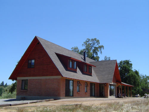 CASA CORREA-LINARES homify Casas de campo Madera Acabado en madera