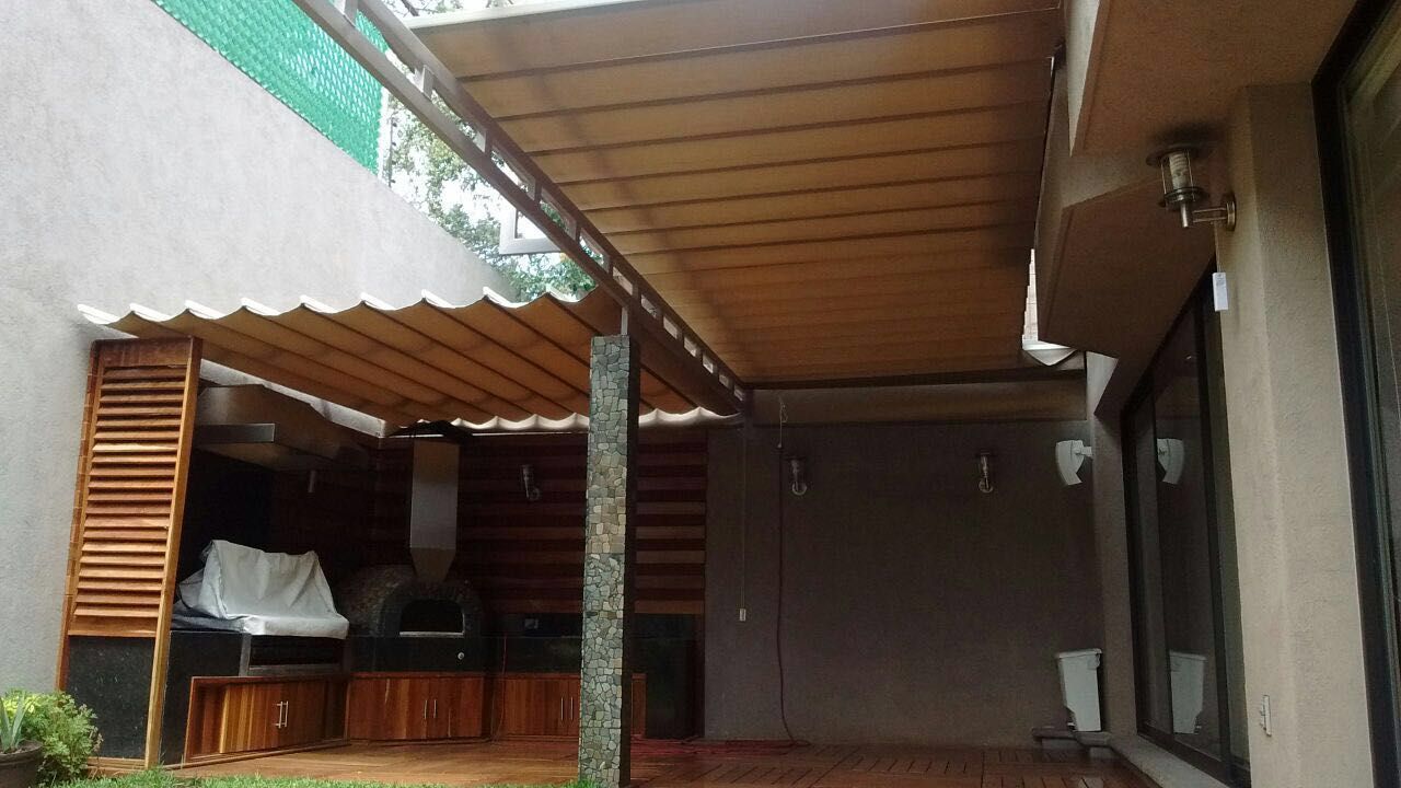 Toldo plegable en CDMX, un cambio radical., Materia Viva S.A. de C.V. Materia Viva S.A. de C.V. Terrace