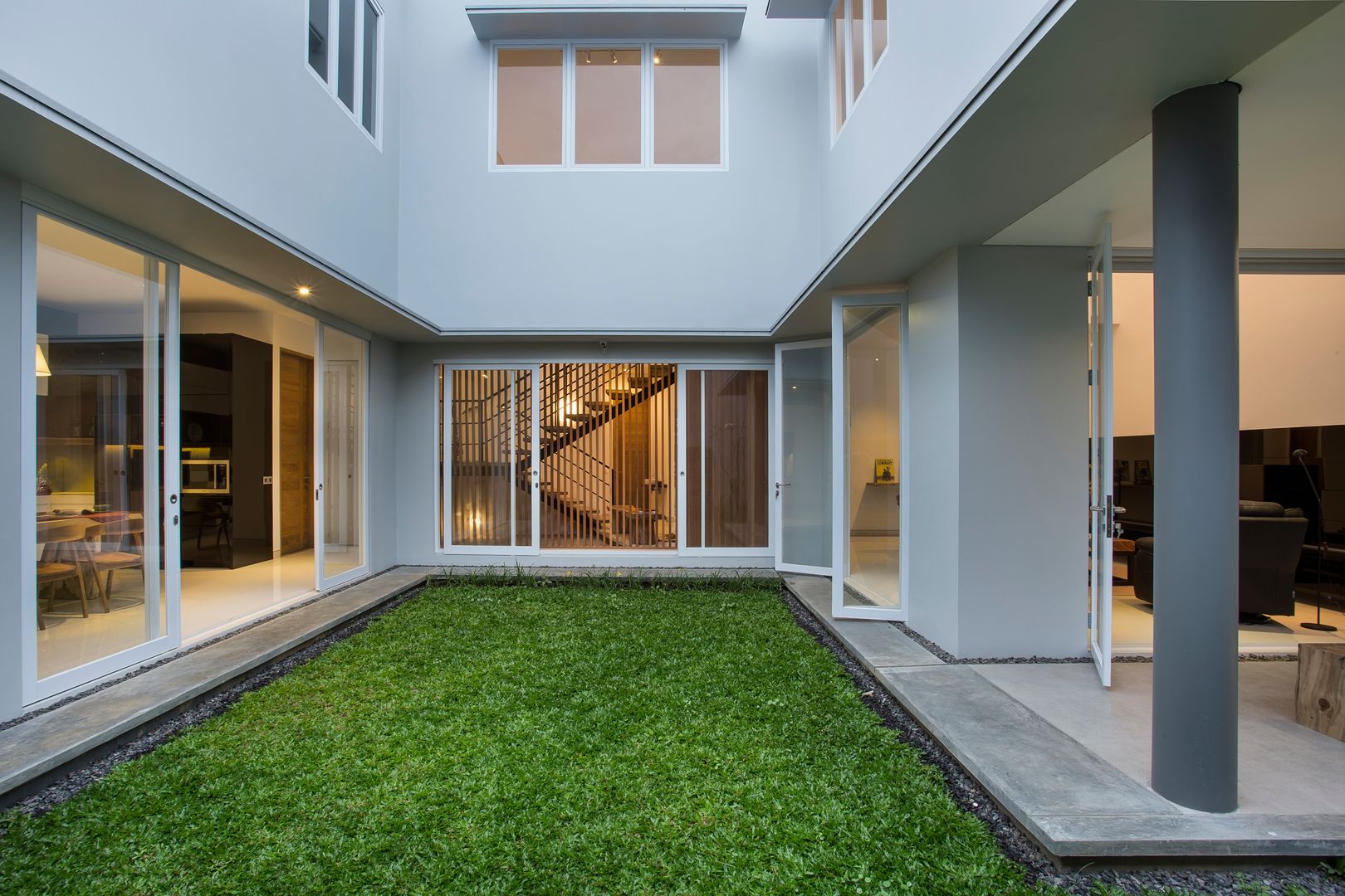 kbp house, e.Re studio architects e.Re studio architects Modern houses