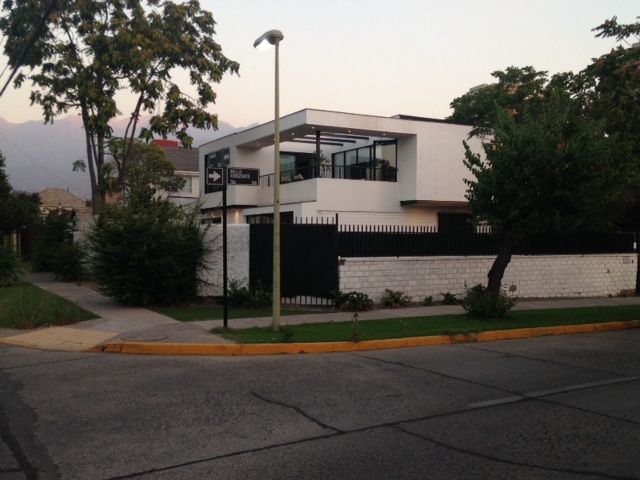 CASA BELLO HORIZONTE, [ER+] Arquitectura y Construcción [ER+] Arquitectura y Construcción Casas de estilo minimalista