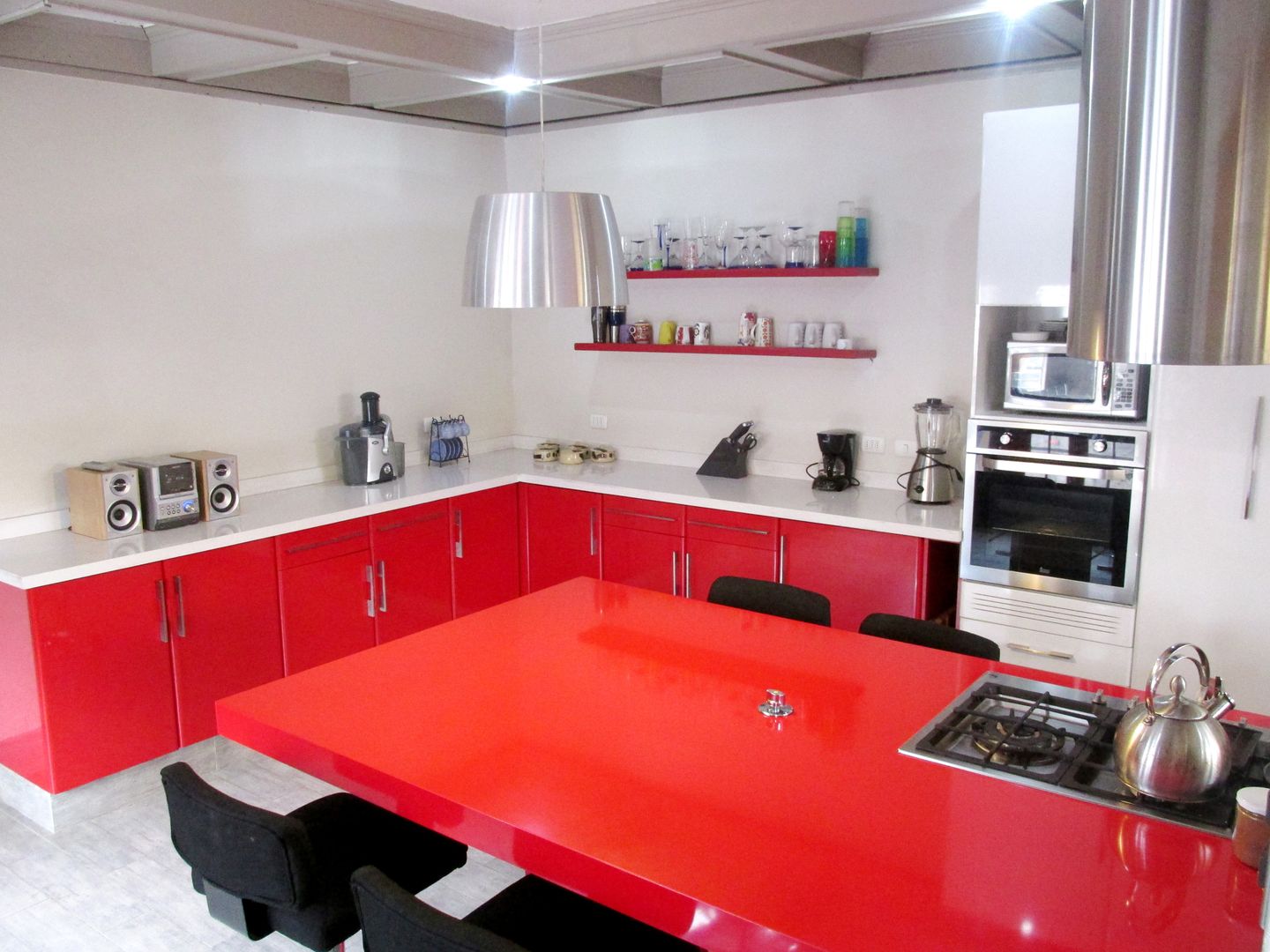 Cocina Minimalista, ABS Diseños & Muebles ABS Diseños & Muebles Kitchen Quartz Cabinets & shelves