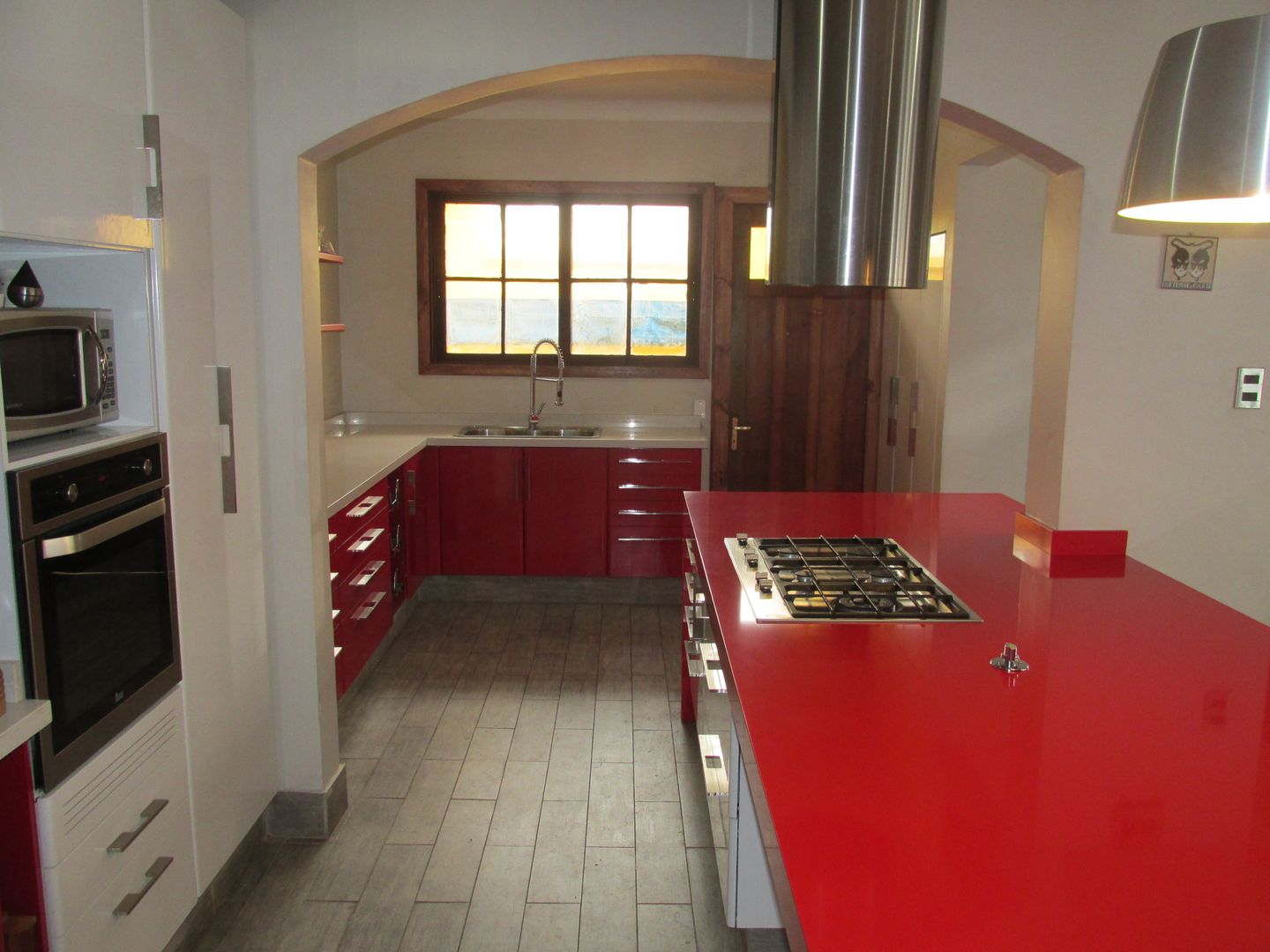 Cocina Minimalista, ABS Diseños & Muebles ABS Diseños & Muebles Kitchen Plywood Cabinets & shelves