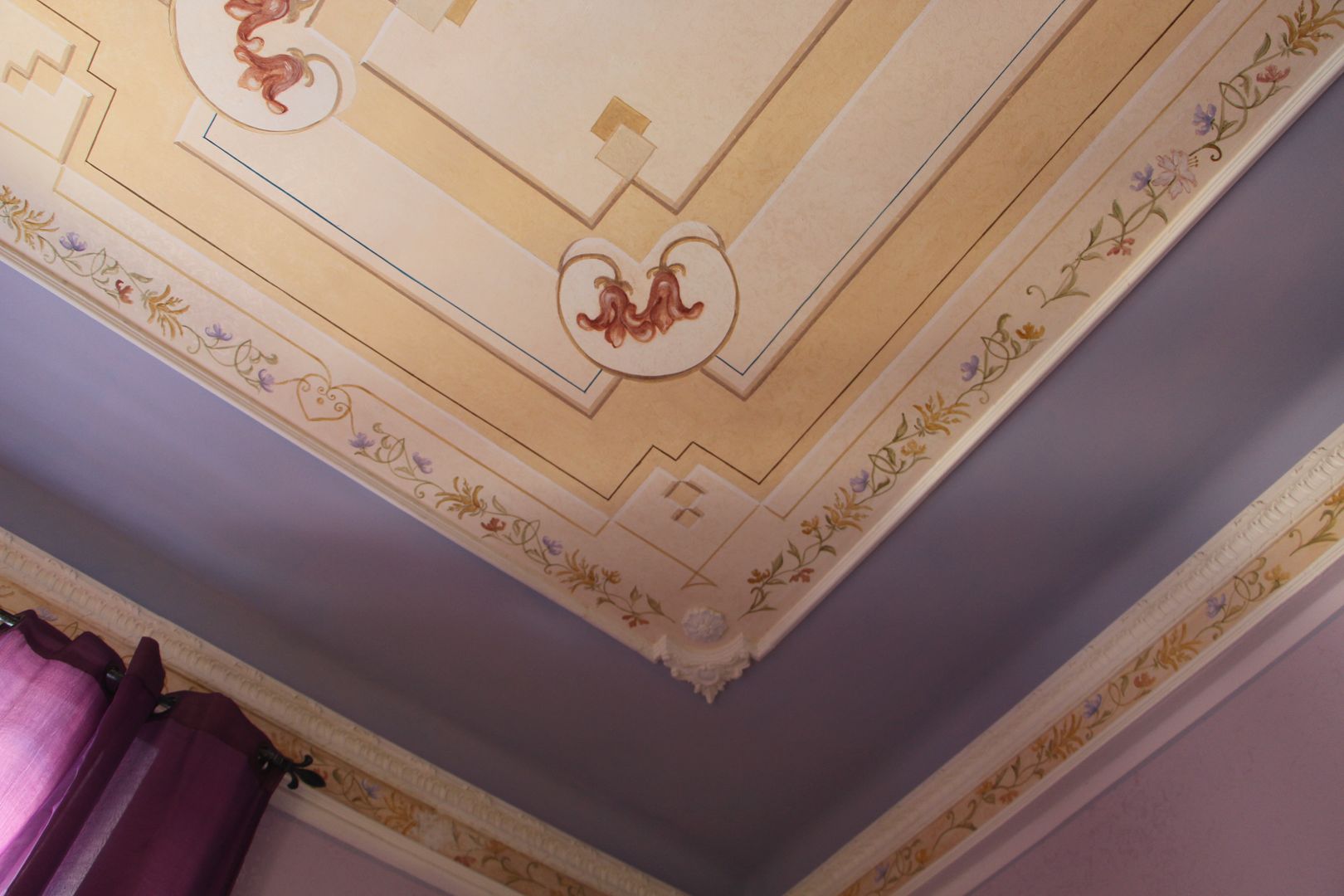 Soffitto decorato, Colori nel Tempo - decorazioni pittoriche Colori nel Tempo - decorazioni pittoriche Спальня